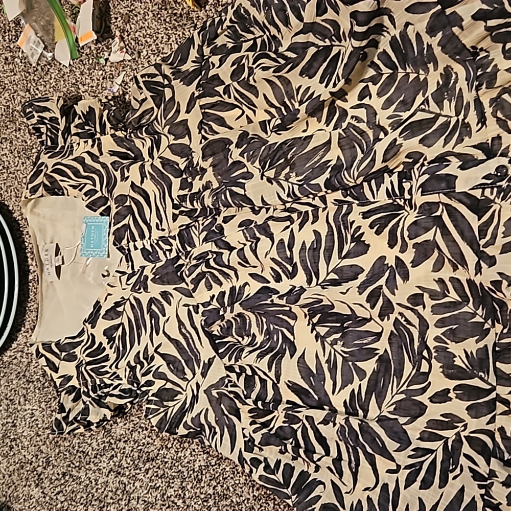 Hayden new with tag size M dress. White with black leafs.